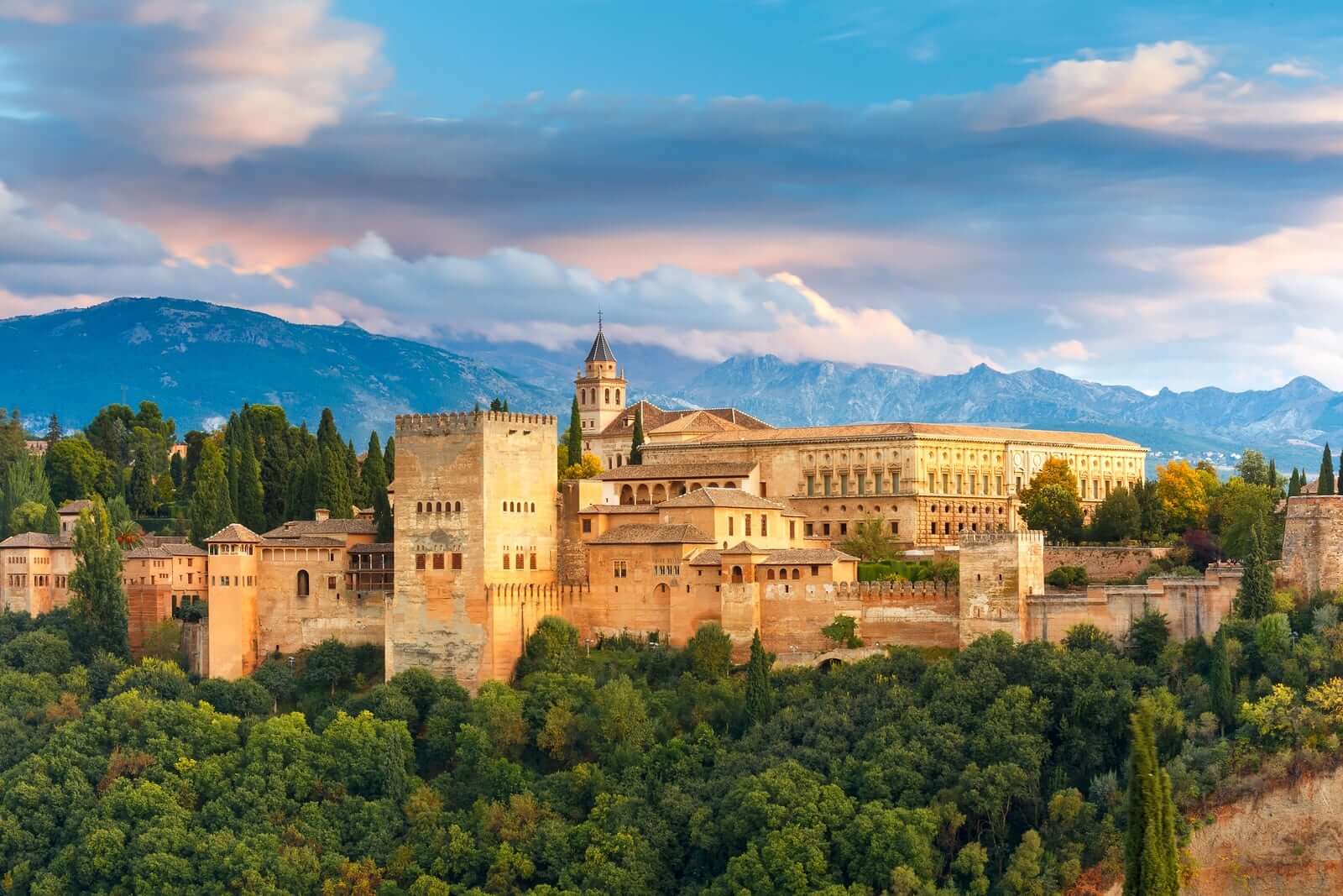 granada Explore Granada's jewish history with your children